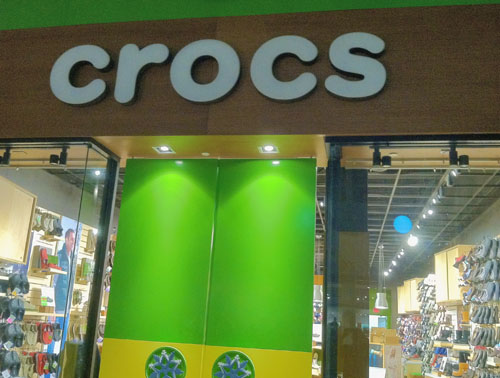 Crocs.04.jpg
